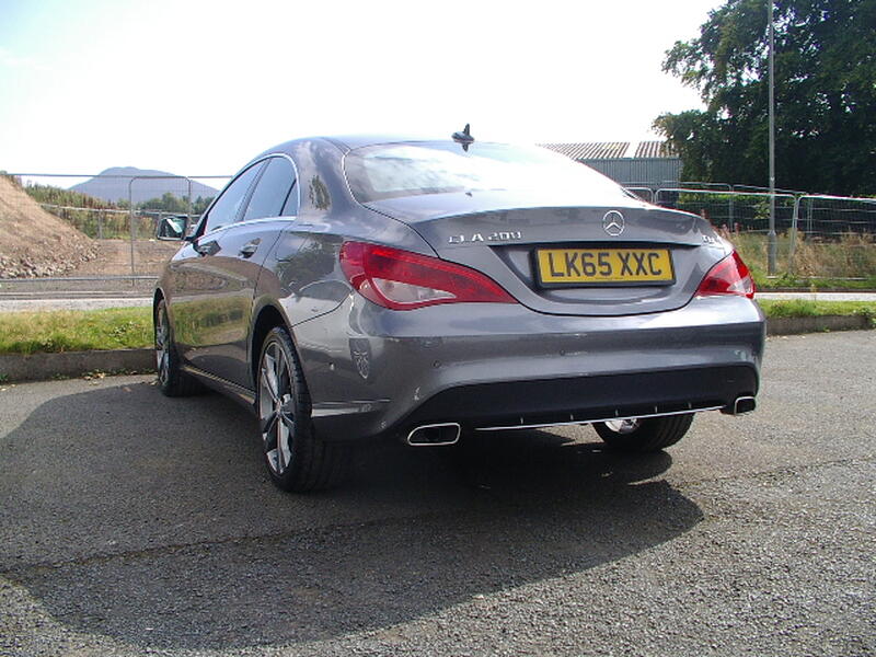 MERCEDES-BENZ CLA